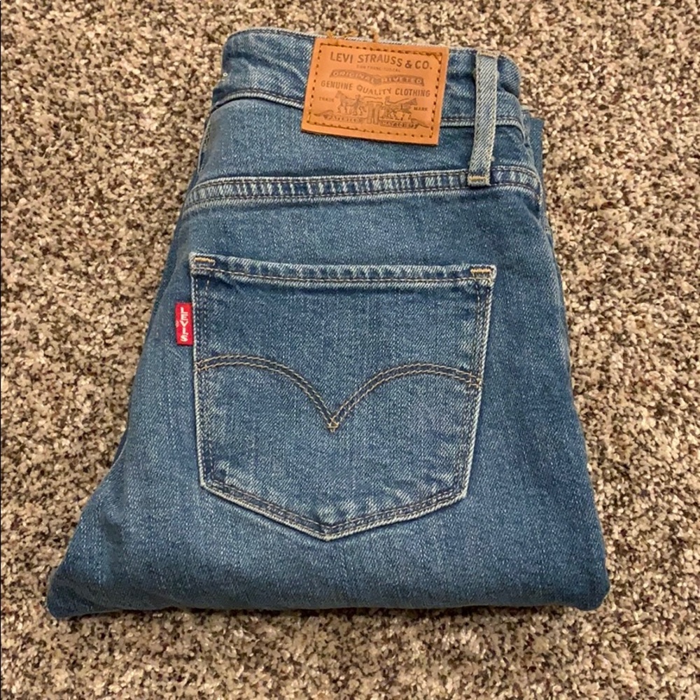 Levi Skinny Jeans Size 25